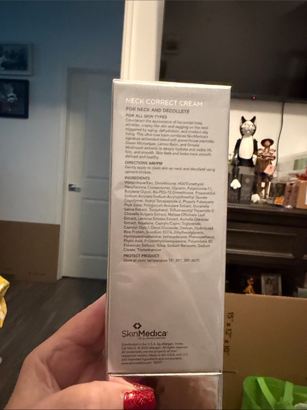 SkinMedica Neck Correct Neck and Décolleté Cream (2 oz / 56.7ml) - Picture 2 of 4